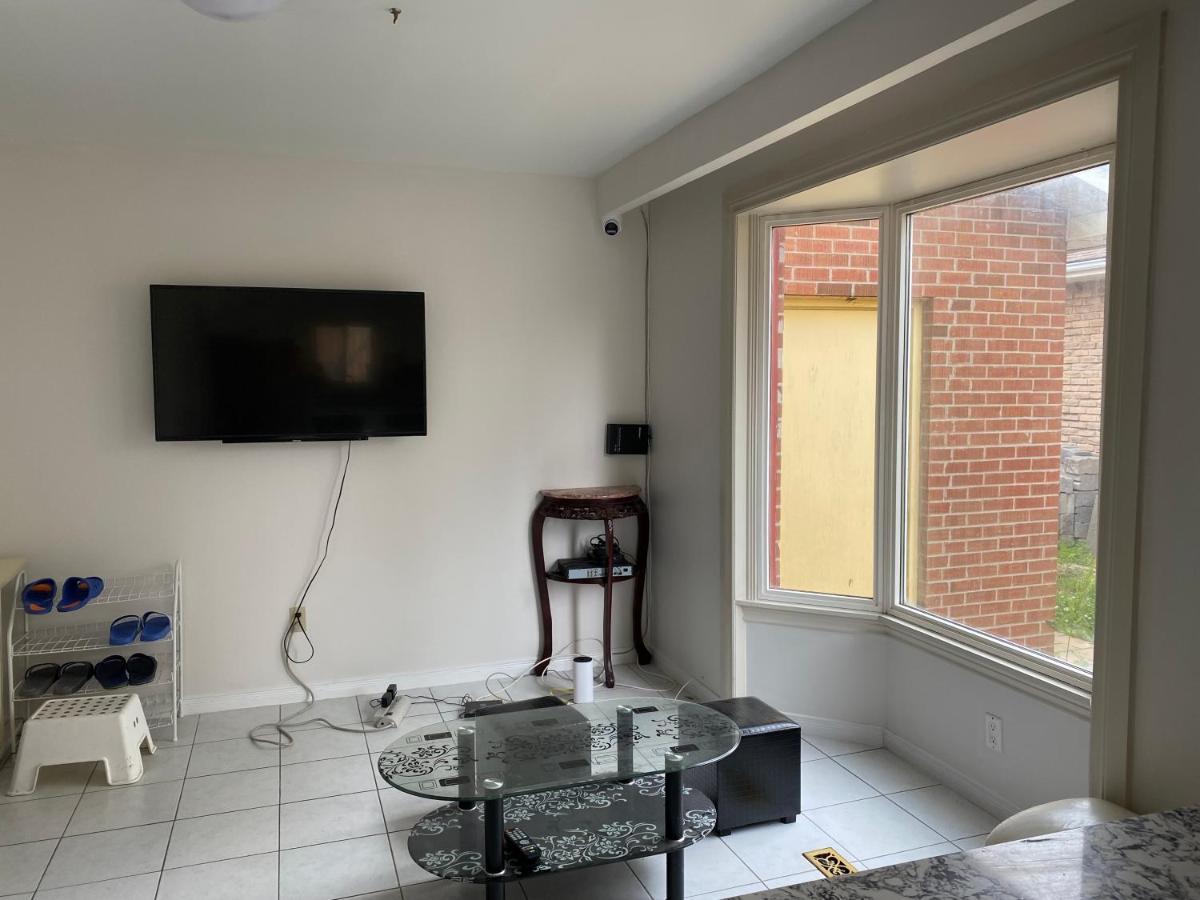Homehouse Toronto Ngoại thất bức ảnh